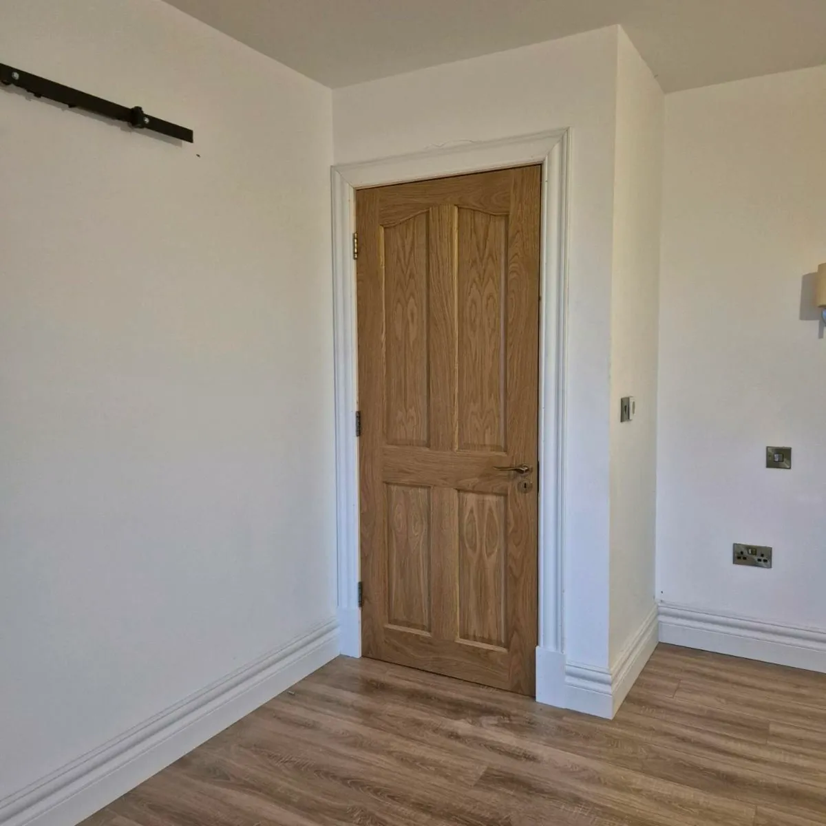 2nd fix Carpentry - Image 1