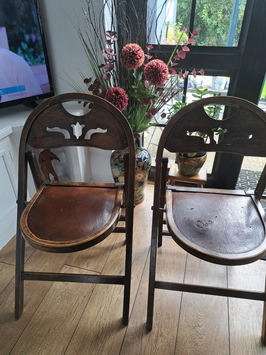 ANTIQUE FOLDING CHAIRS - Image 1