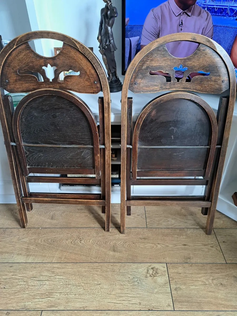 ANTIQUE FOLDING CHAIRS - Image 2