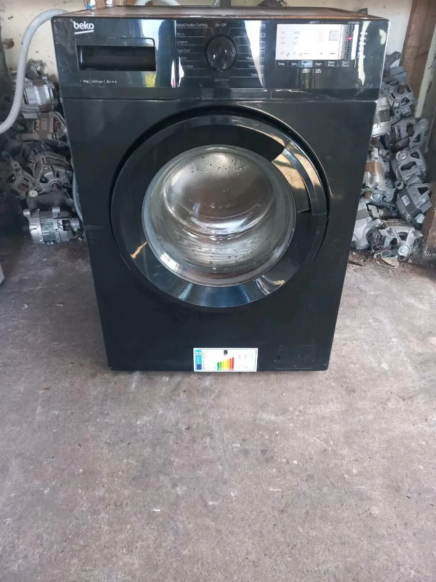 Beko 8kg washing machine 1400 spin - Image 1