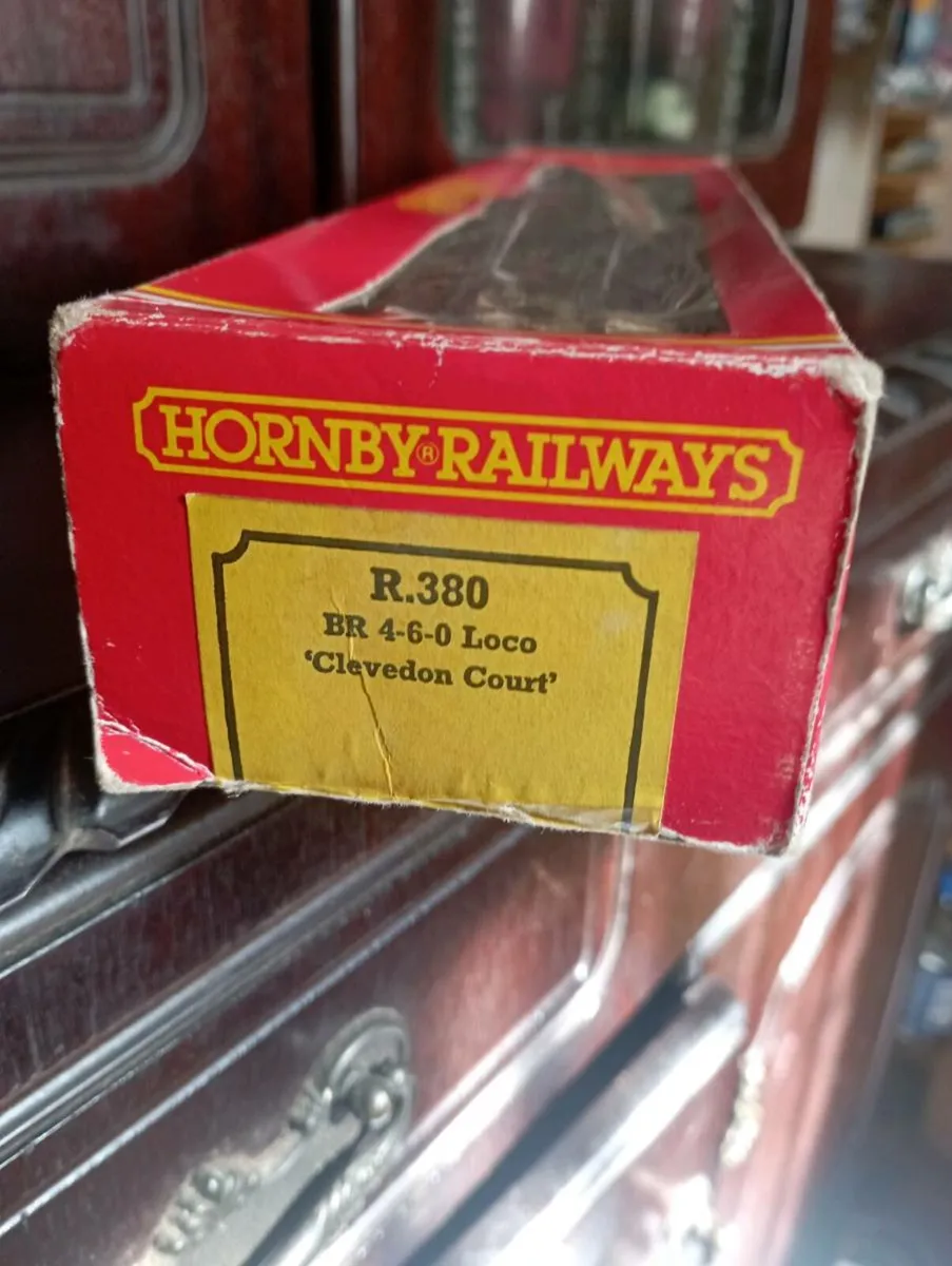 HORNBY R-380 GAUGE  BR BLACK CLEVEDON COURT (00) - Image 2