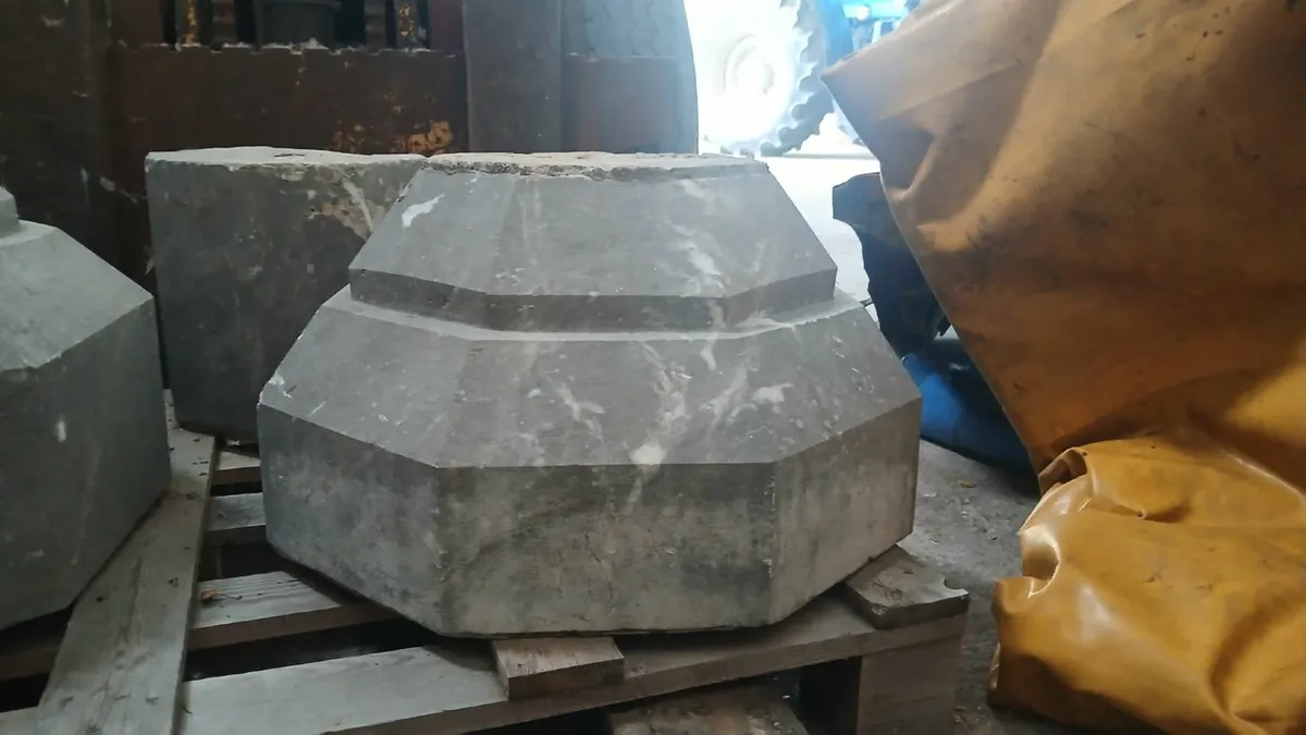 Water Font / Bird Bath - Image 3