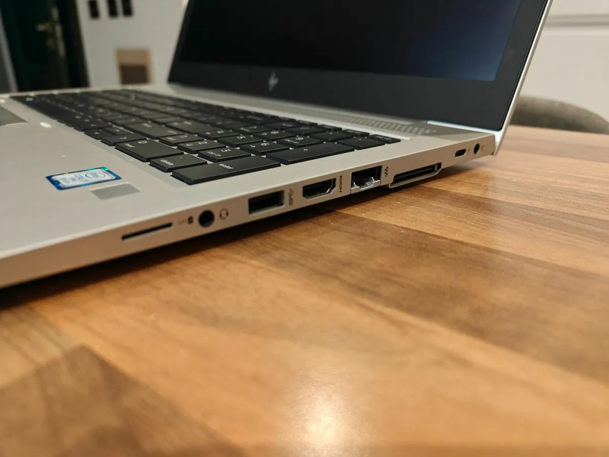 HP Elitebook 850 G6 | i7 vPro | 16GB |Touchscreen - Image 2