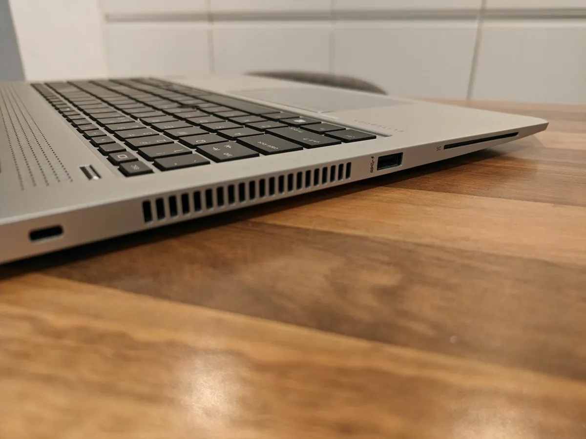 HP Elitebook 850 G6 | i7 vPro | 16GB |Touchscreen - Image 3