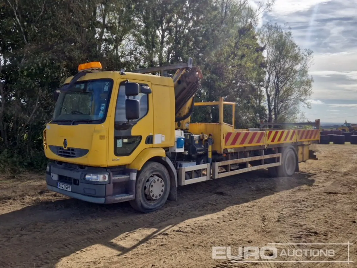 2007 Renault Midlum 240DXI - Image 1