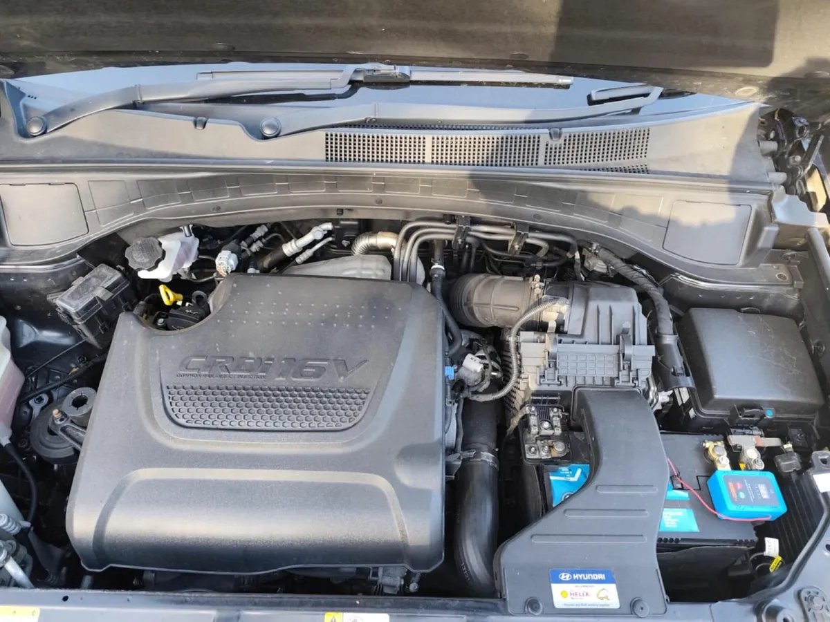 Hyundai Santa Fe 2014 - Image 2