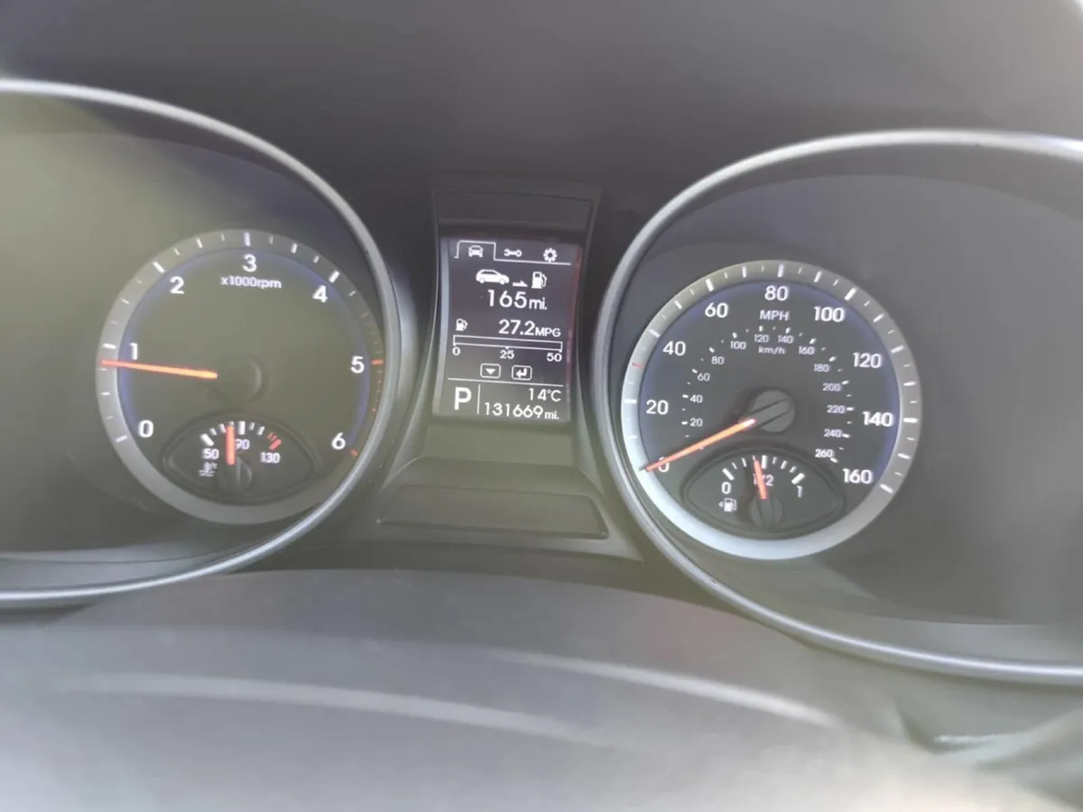 Hyundai Santa Fe 2014 - Image 4