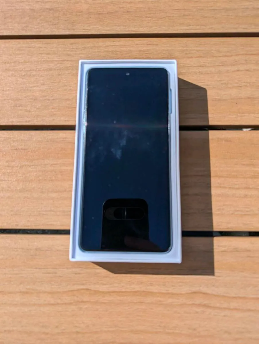 Samsung Galaxy M53 5G smartphone - Image 3