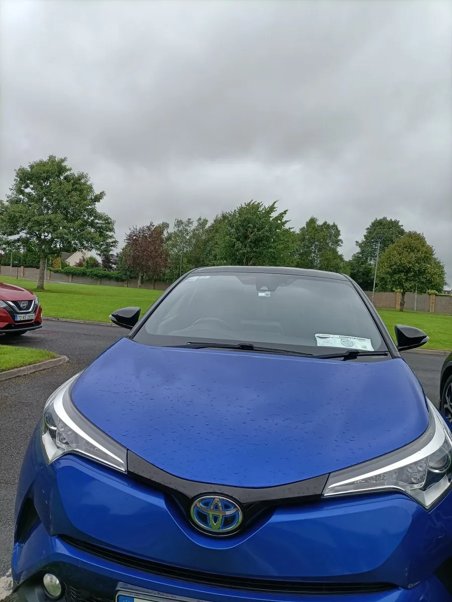 Toyota C-HR 2018 - Image 2
