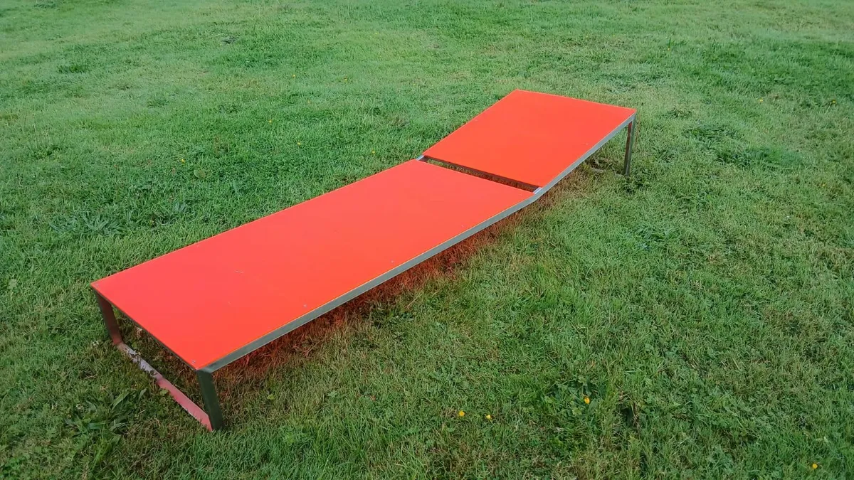 Sun Lounger - Image 1