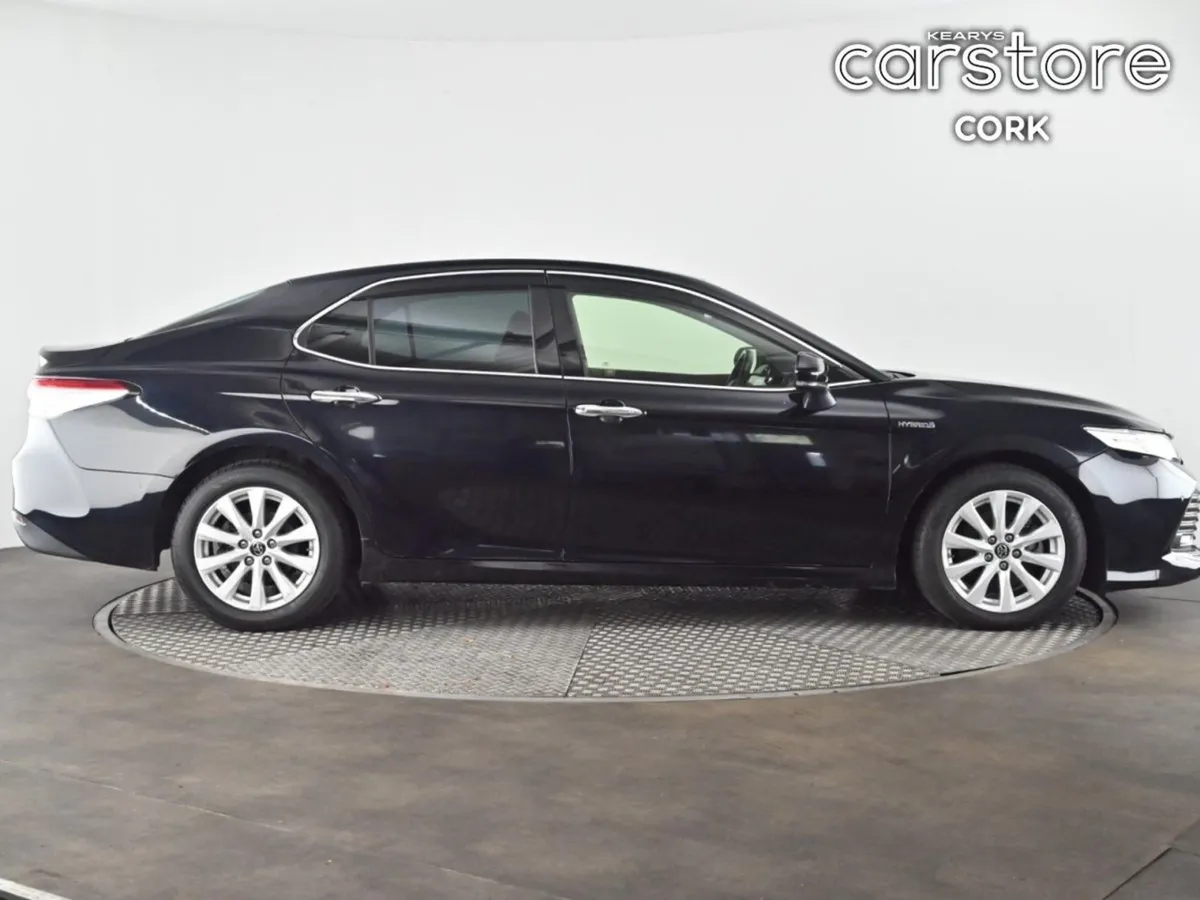 Toyota Camry 2.5 Camry Hybrid - Image 3