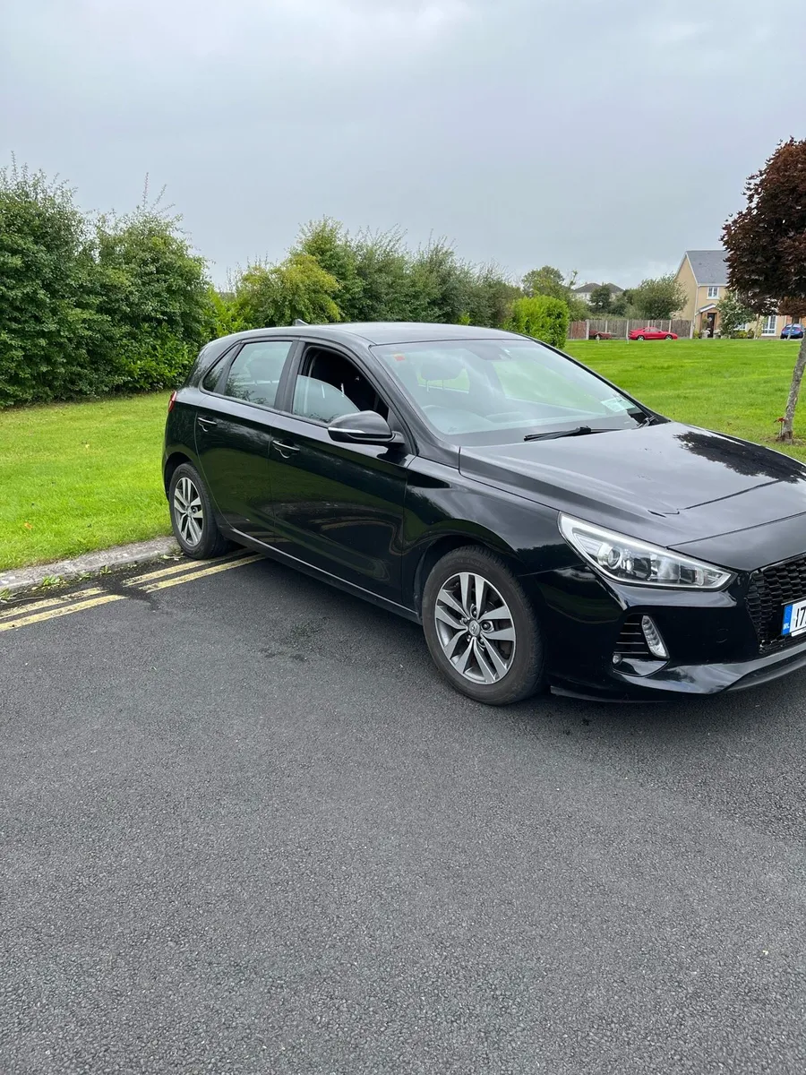 172 Hyundai i30 1.6crdi diesel €8750 - Image 1