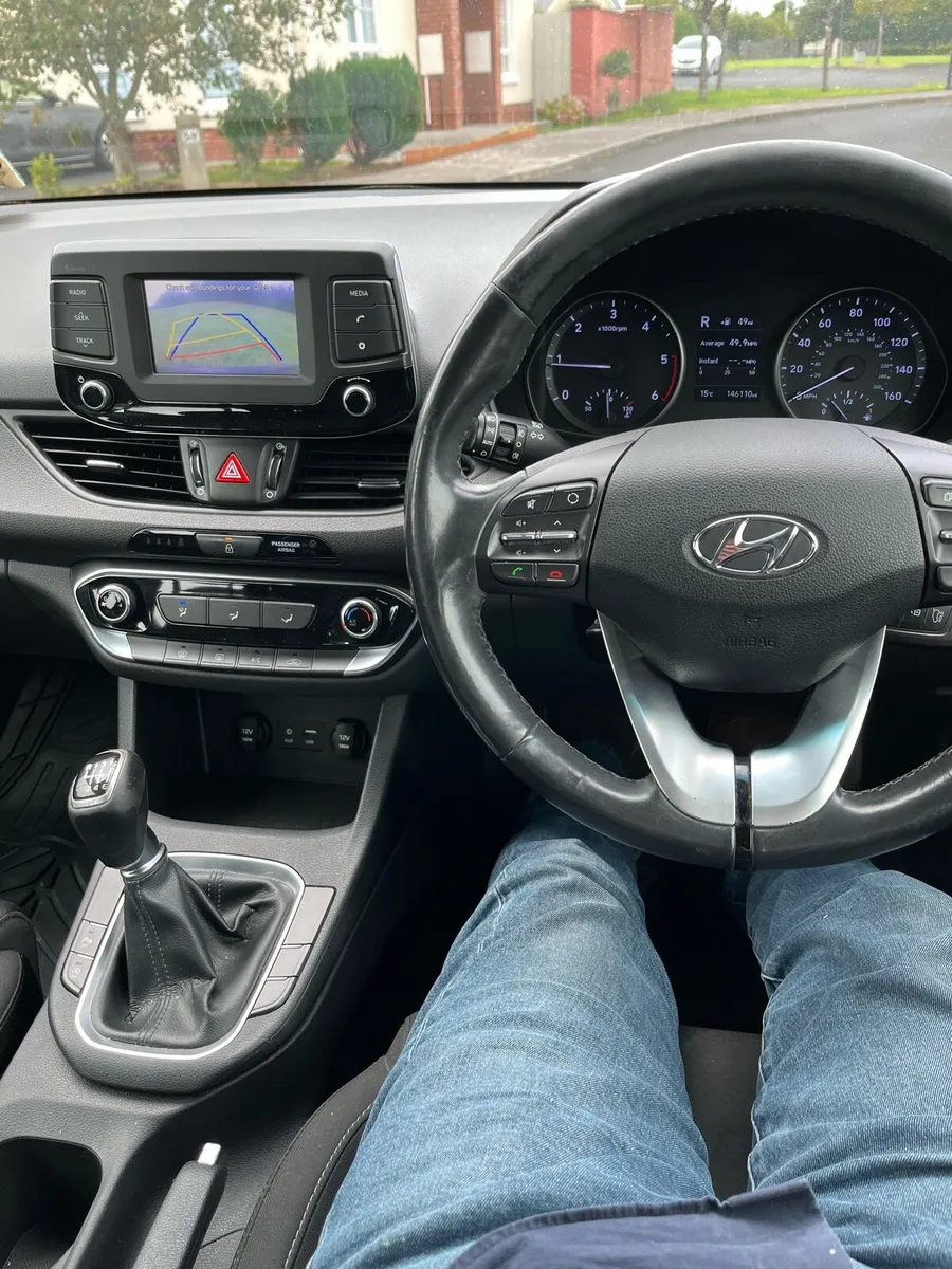 172 Hyundai i30 1.6crdi diesel €8750 - Image 4