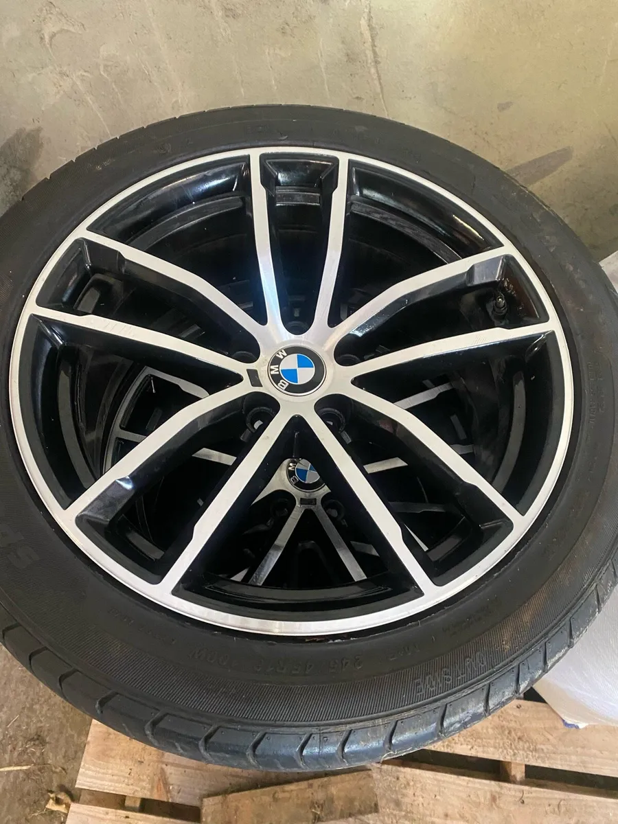 Bmw alloys - Image 1