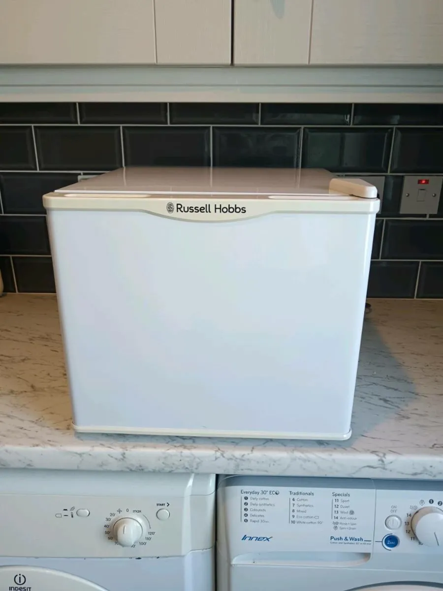 Countertop fridge - Image 1