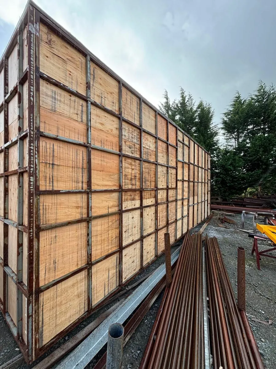 Timber Box 2.5m*9m by 4m Tall - Image 2