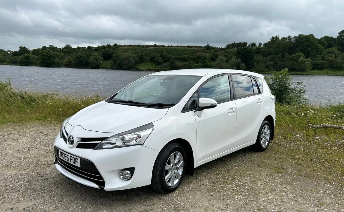 Toyota verso - Image 1