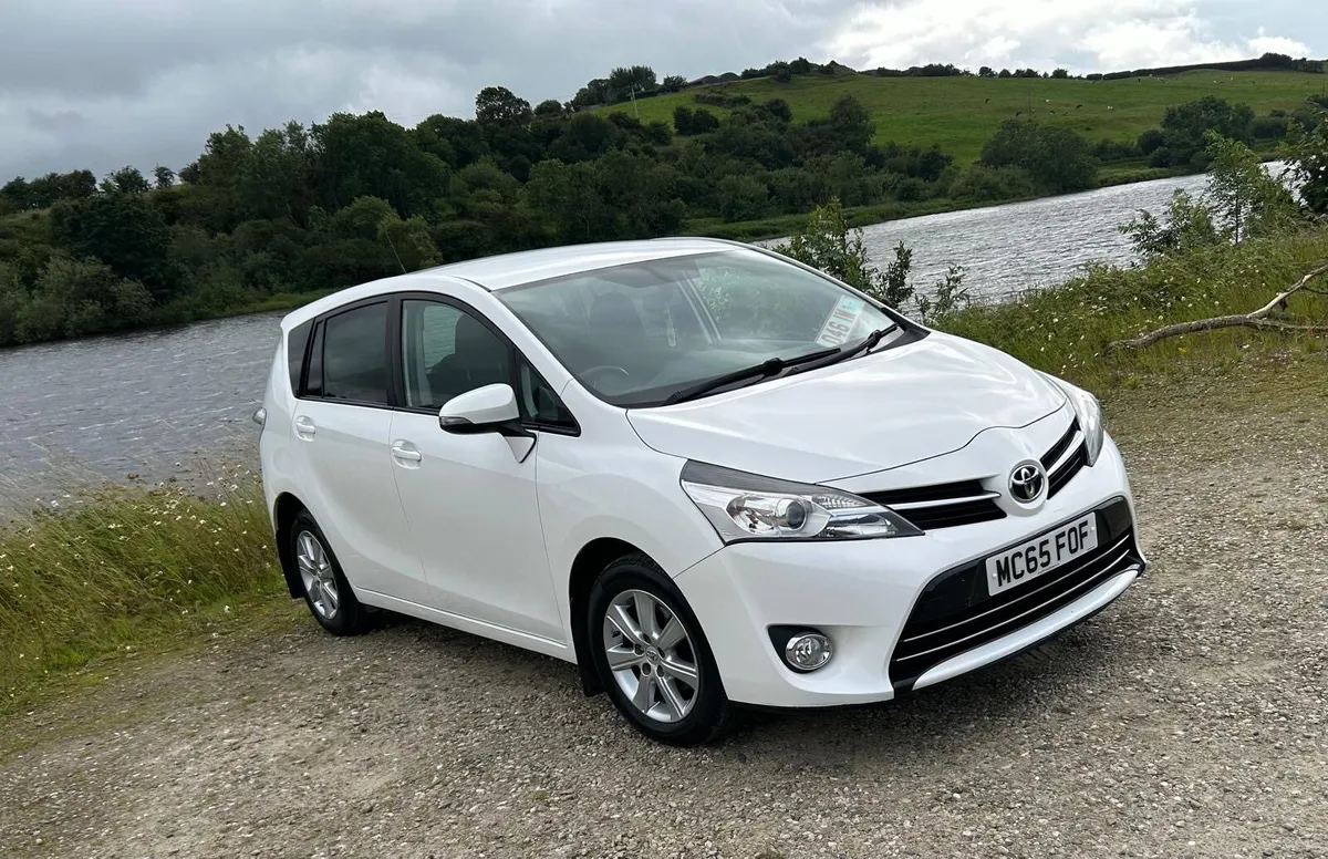 Toyota verso - Image 3