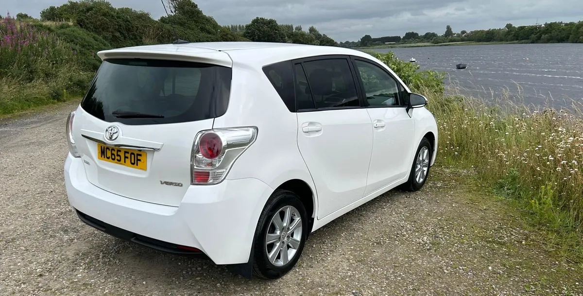 Toyota verso - Image 4