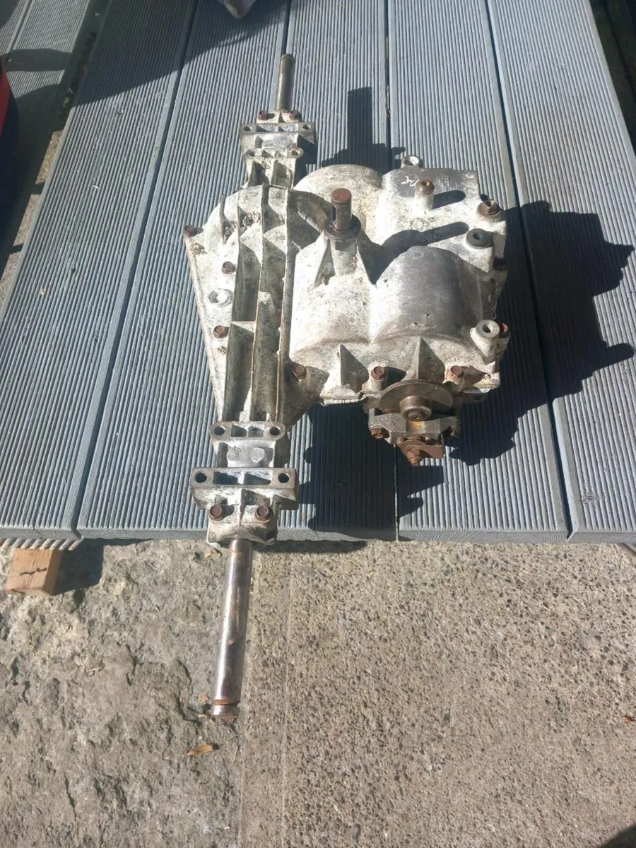 Husqvarna/peerless manual gearbox for sale - Image 4