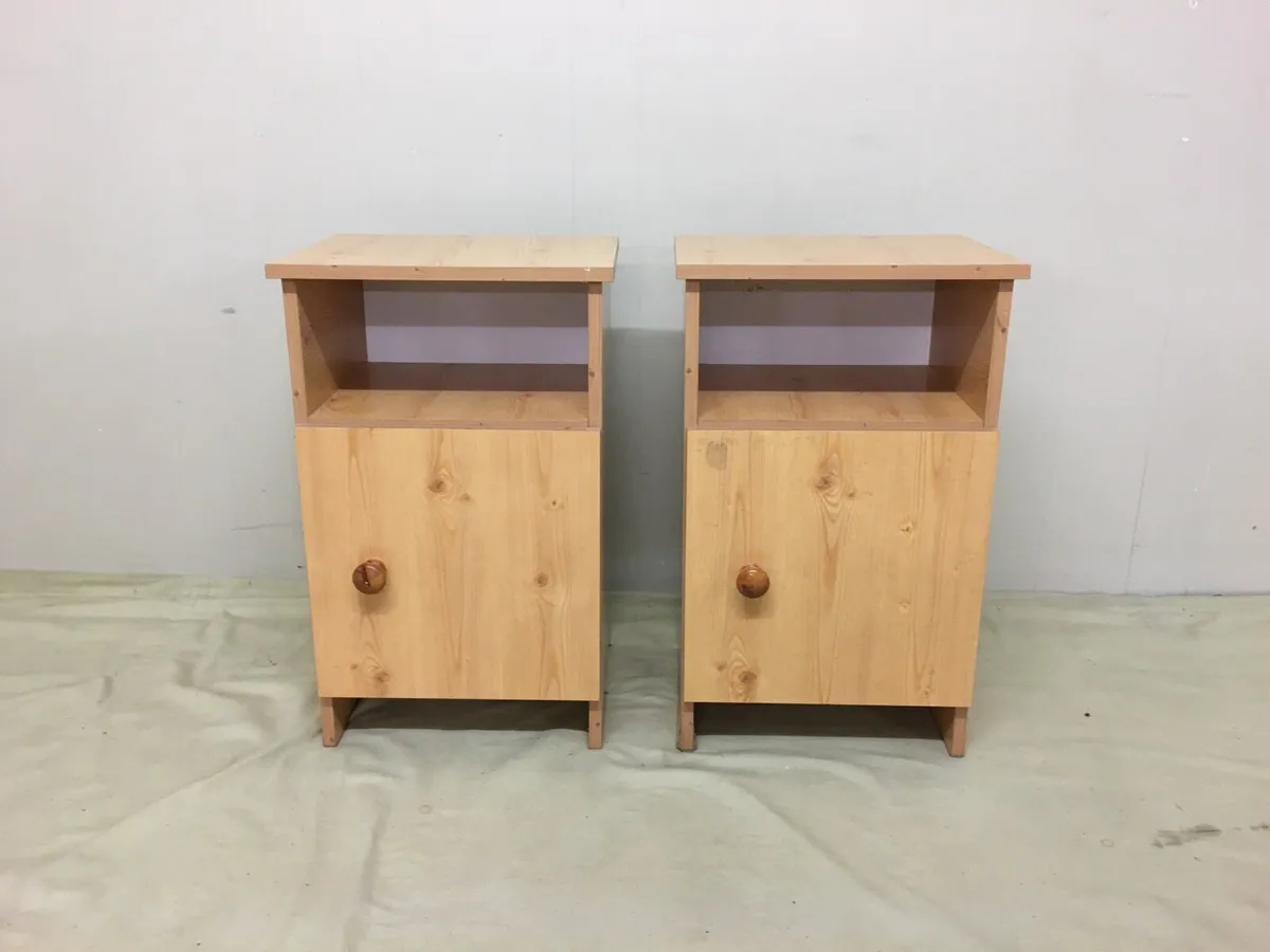 Pair Bedside Lockers - Image 1