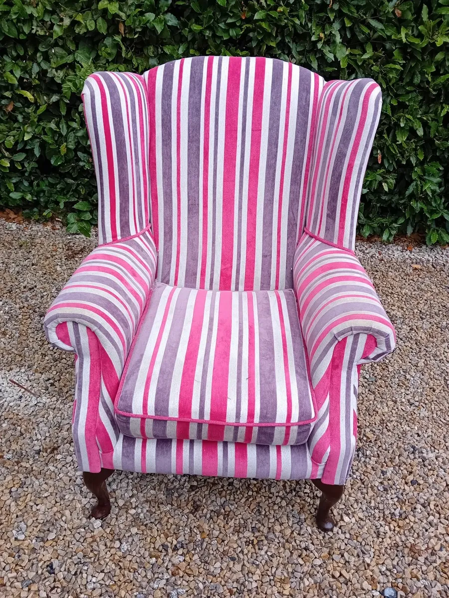 Armchair - Image 1