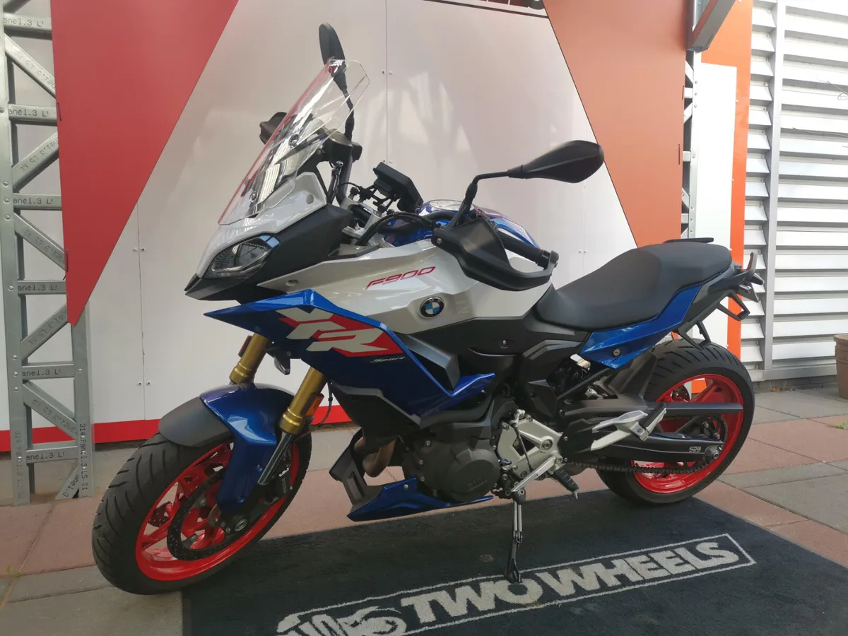 BMW F900 XR - Image 1