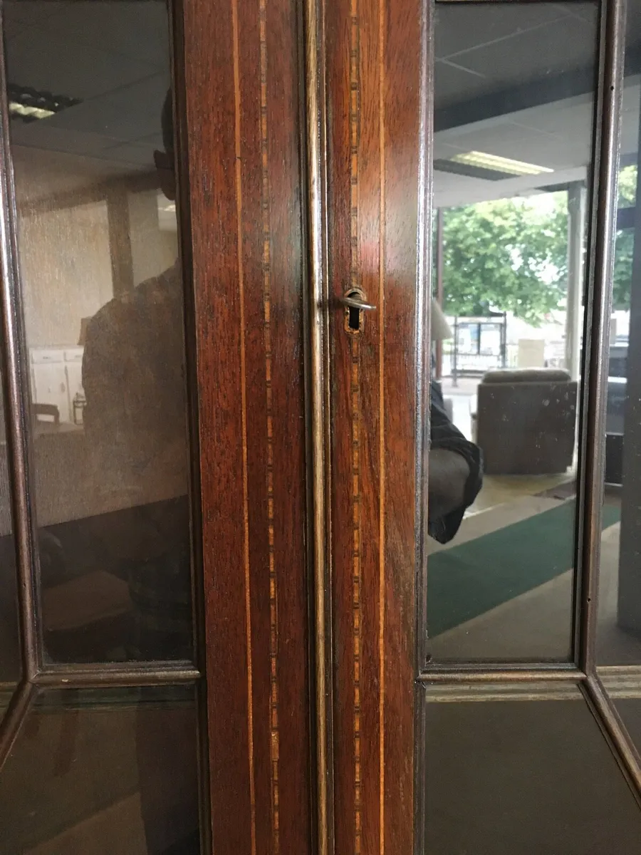 Corner Cabinet - Image 4
