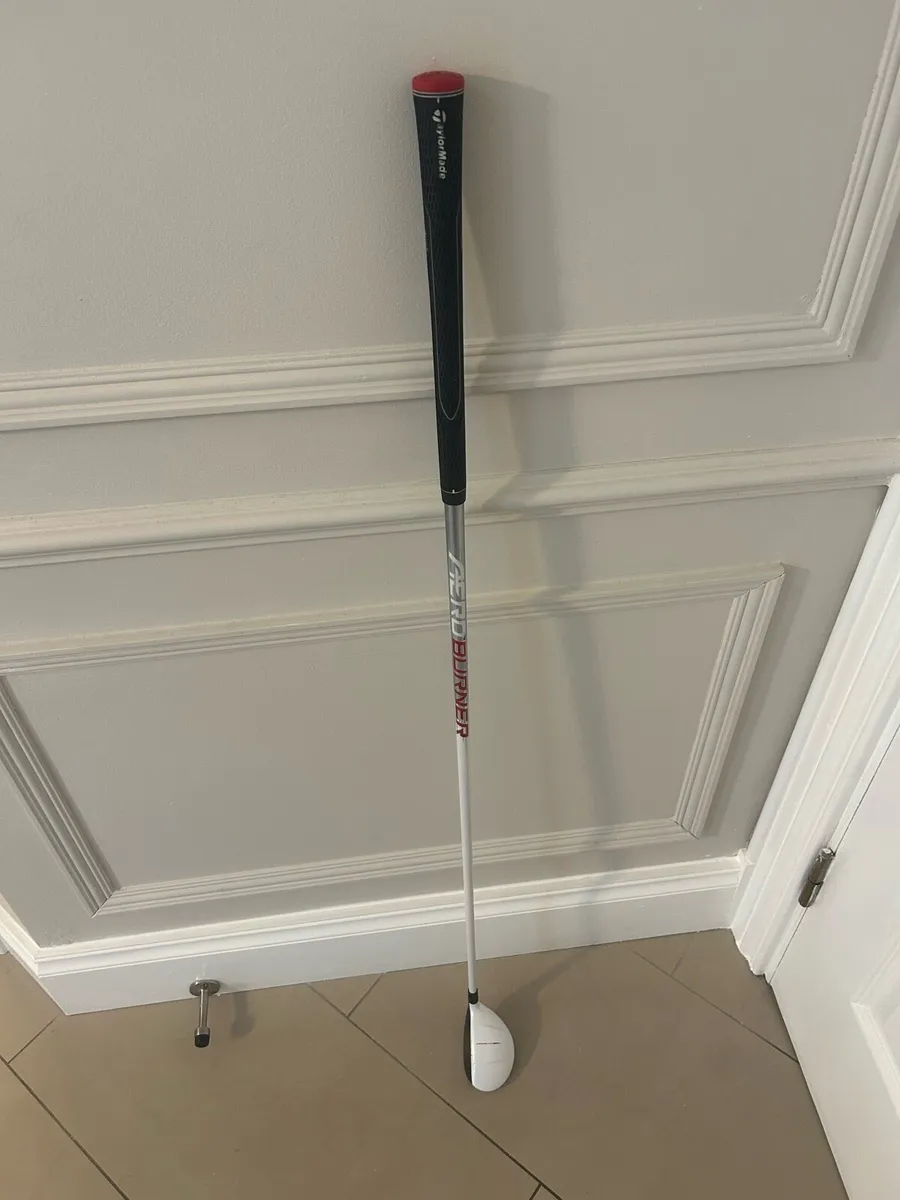 Taylormade Rescue Hybrid (left hand) - Image 4