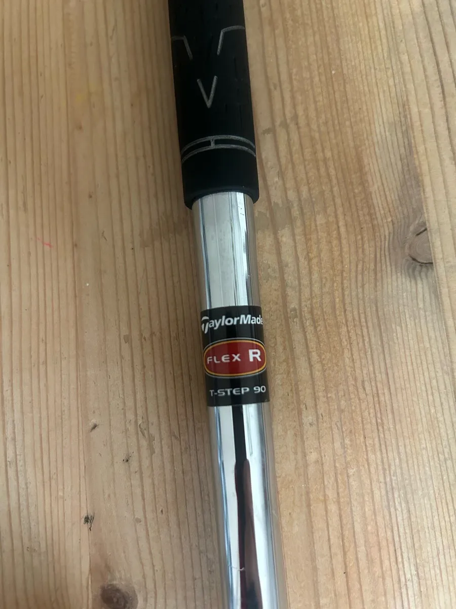Taylormade R7 irons (left hand) - Image 3
