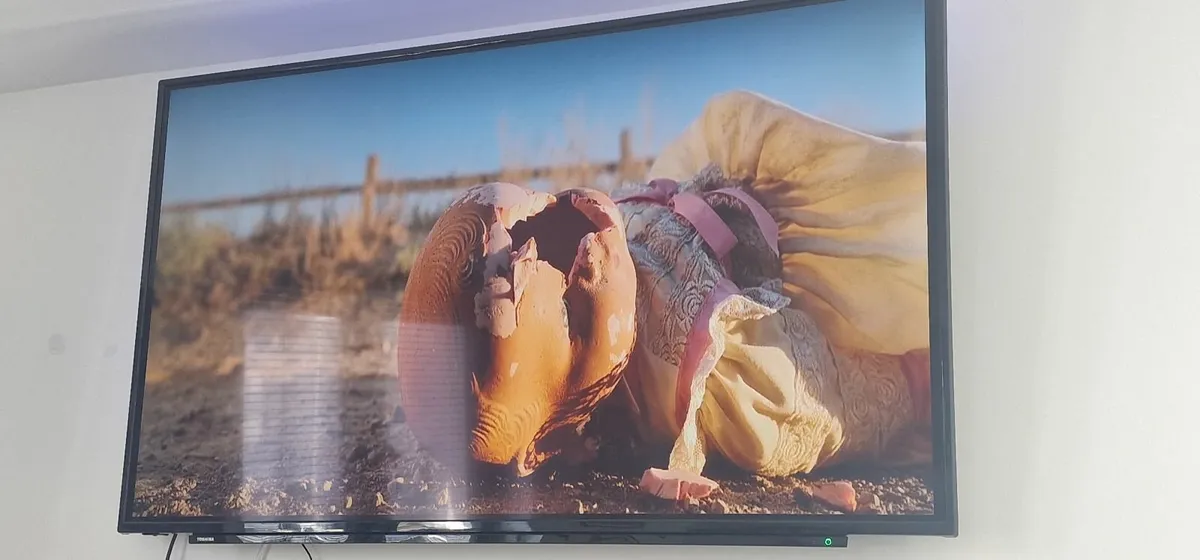 65inch toshiba smart tv