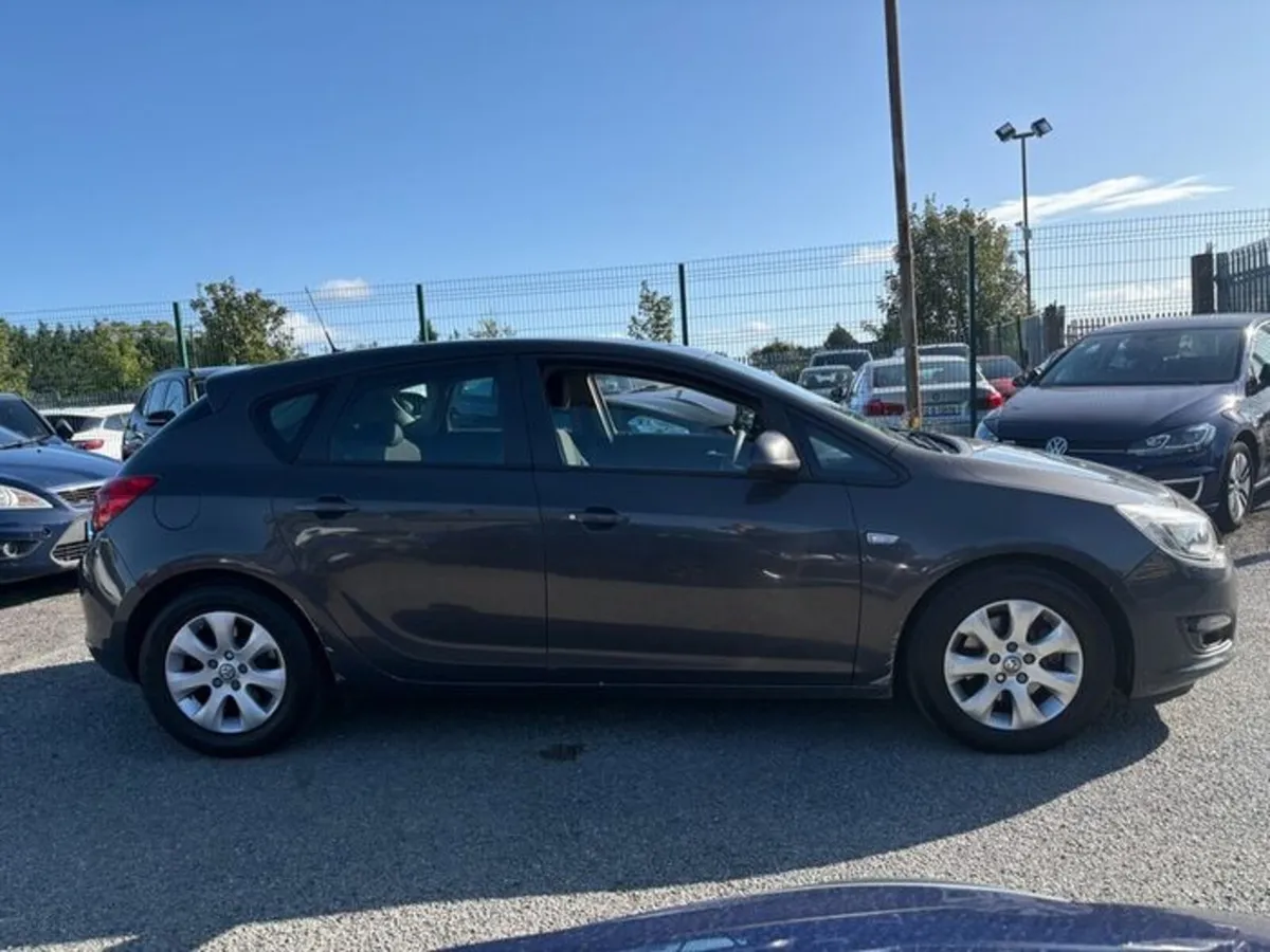 2016 Opel Astra 1.6L Diesel NCT 09/2026 + Taxed - Image 2
