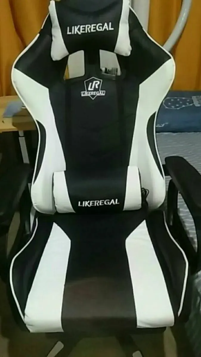 Gaming Chair - Image 4