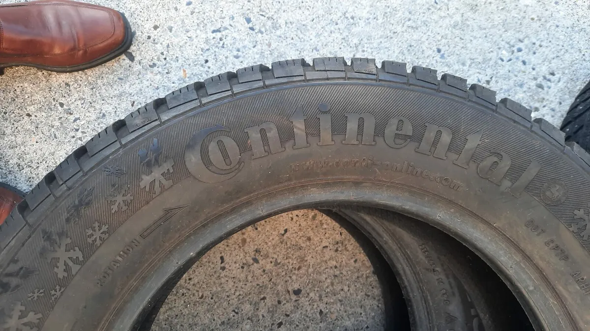 5 x 215--- 65-R-16-- Jeep tyres each - Image 2