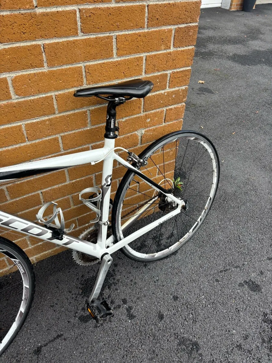 Bike - Image 3