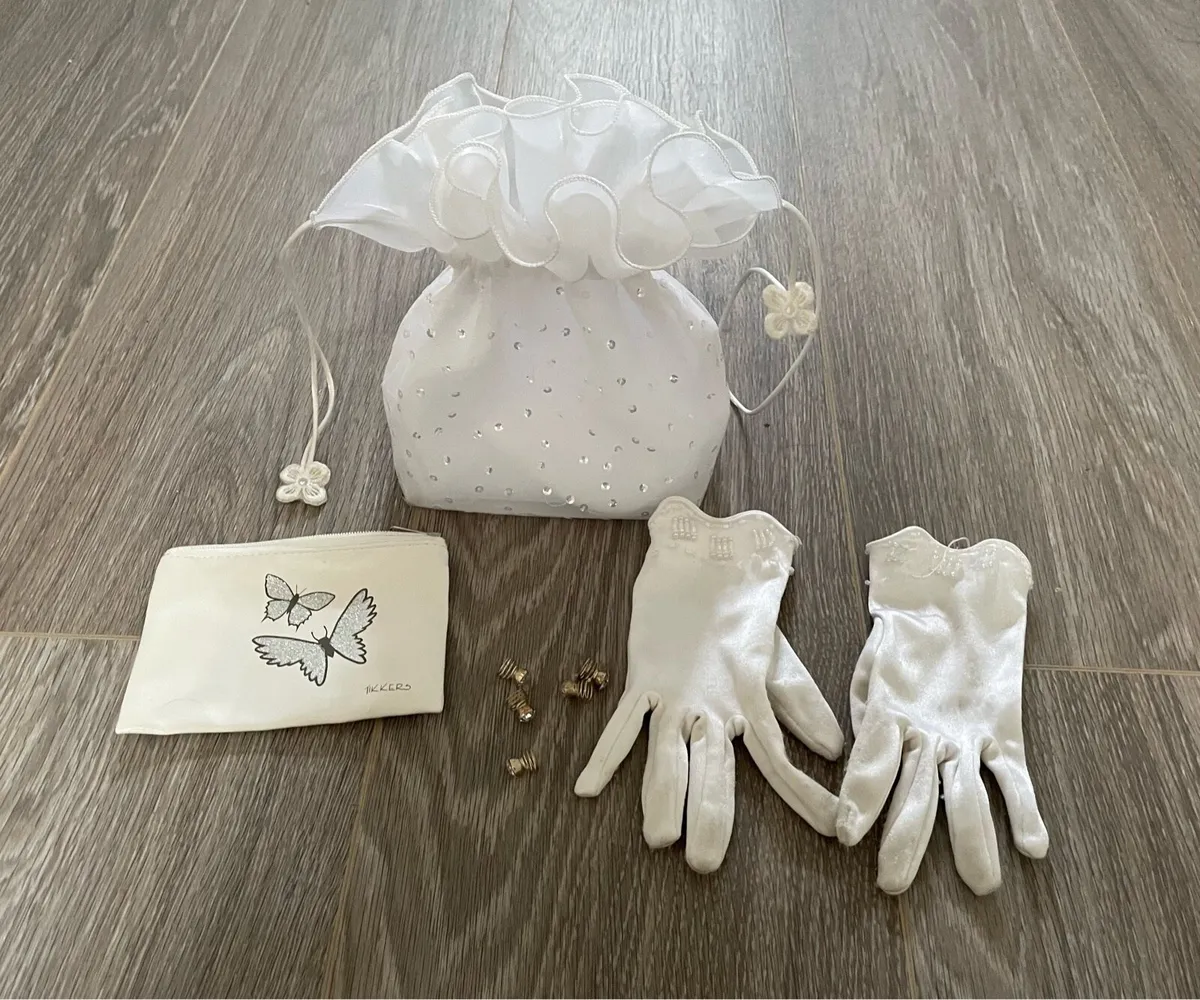 First Holy Communion Gloves Bag & Purse - Image 1