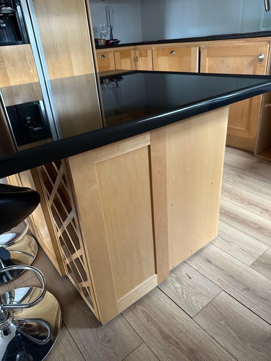 Kitchen Island unit - Image 2