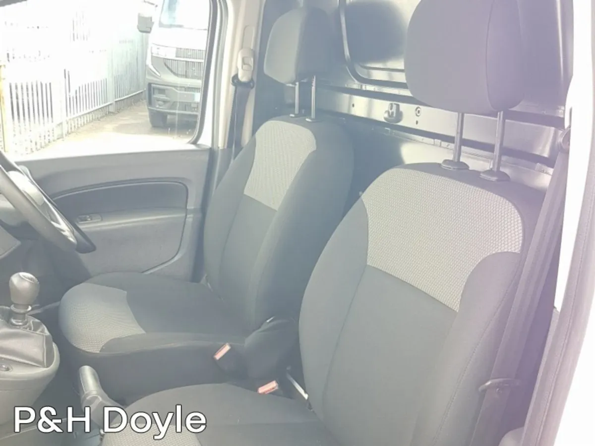 Renault Kangoo Business - Image 4