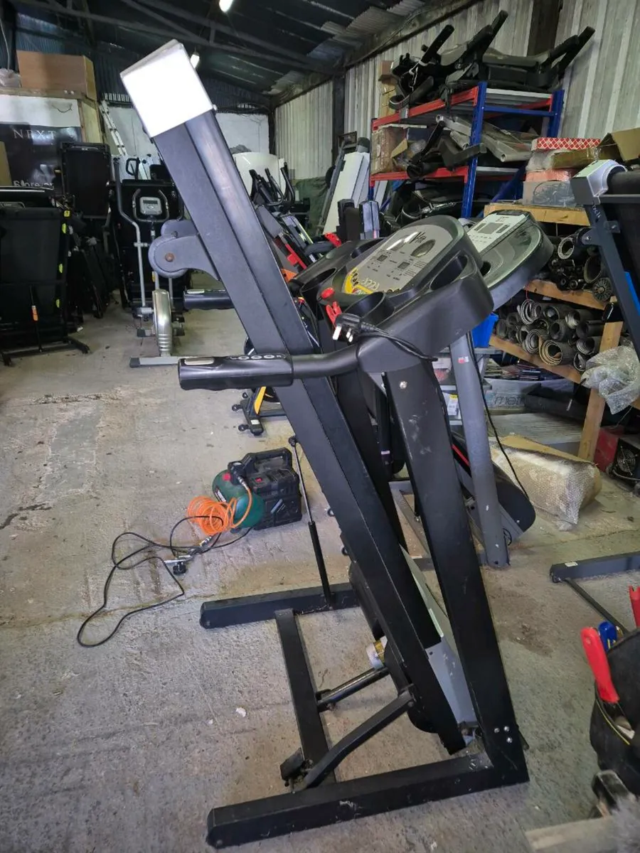 Treadmill - Image 1