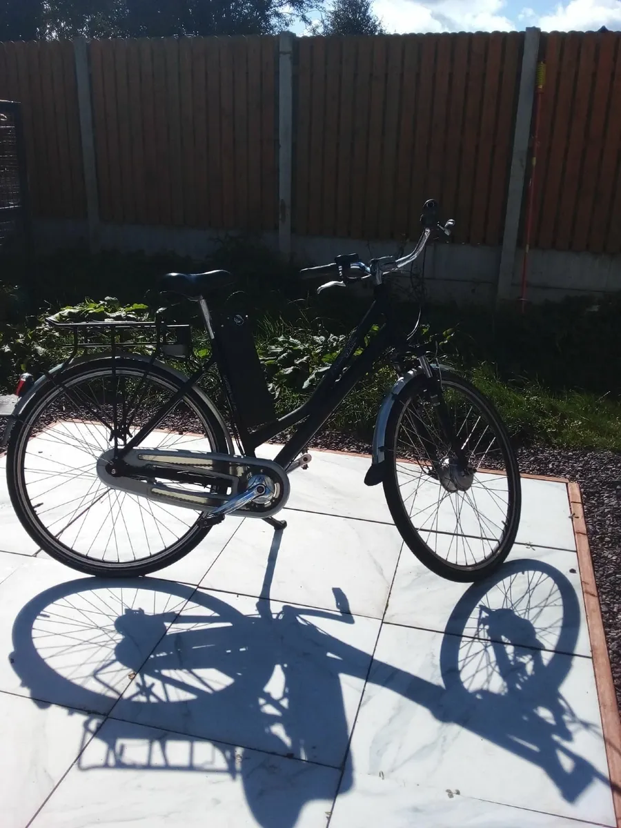 Step Through Electric bike - Image 4