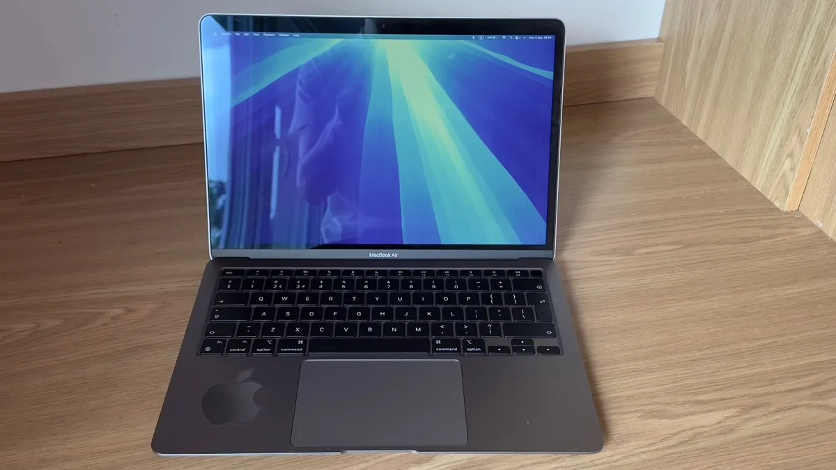 MacBook Air M1 2020 - Image 3