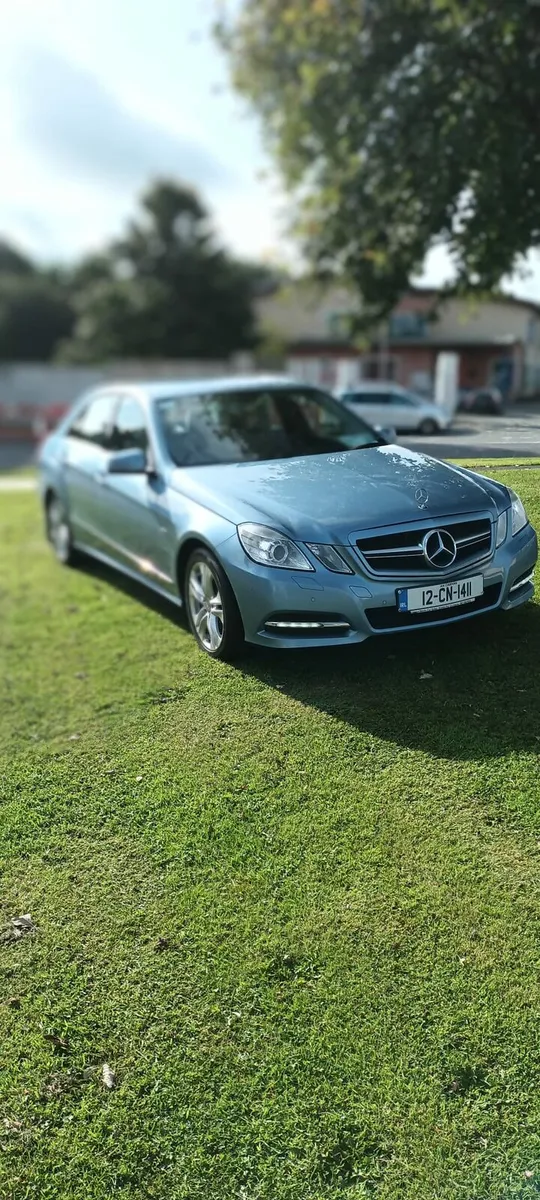 2012 Mercedes E220d Automatic Blue Efficiency - Image 1