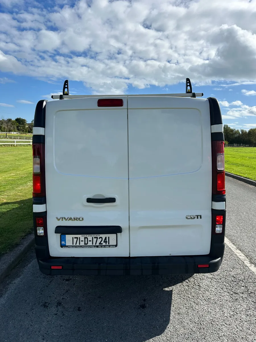 Renault Traffic 2017 DOE 04/26 - Image 4