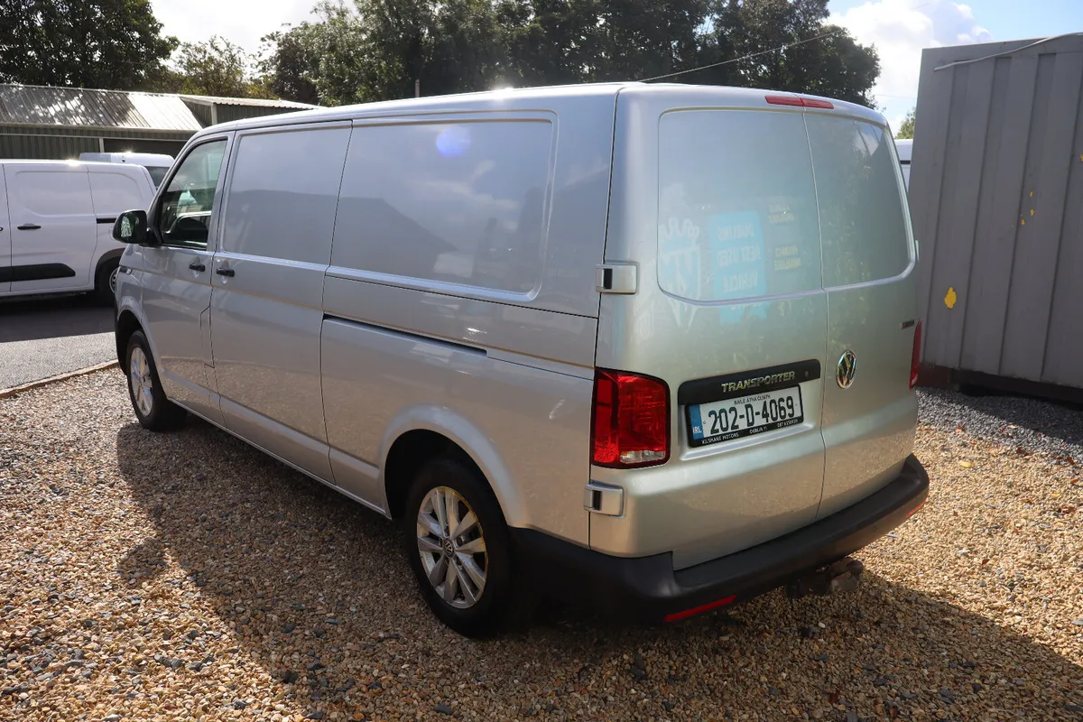 Volkswagen Transporter 4 Motion AC LWB 2020 - Image 4