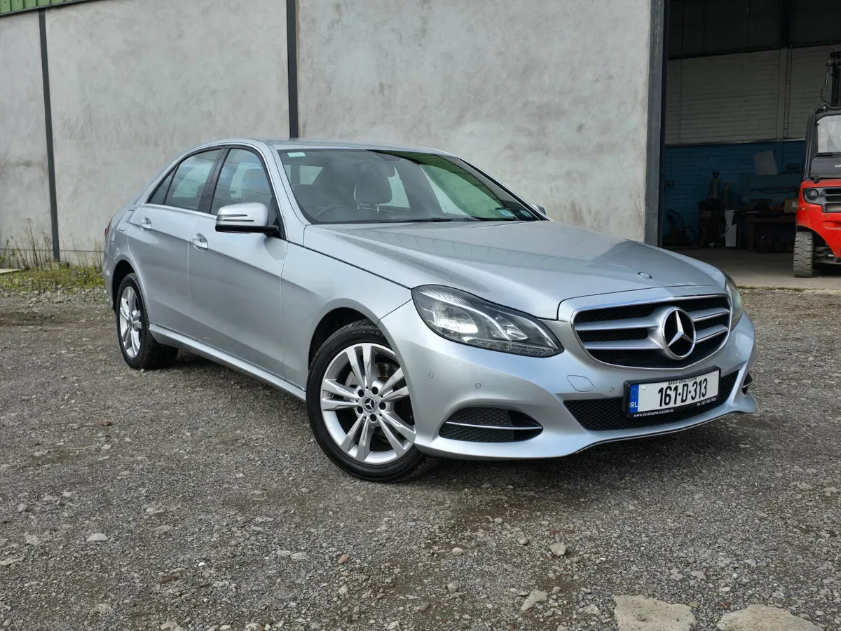 161 MERCEDES BENZ E200 *2.1Cdi*MINT* - Image 1