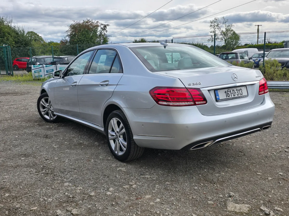 161 MERCEDES BENZ E200 *2.1Cdi*MINT* - Image 3