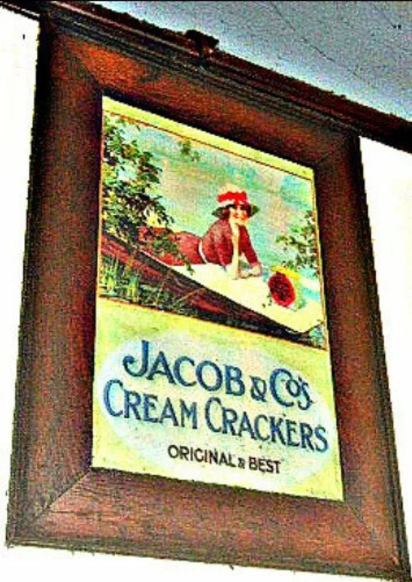 Vintage 'Framed 'Jacobs' Advertisement - Image 2