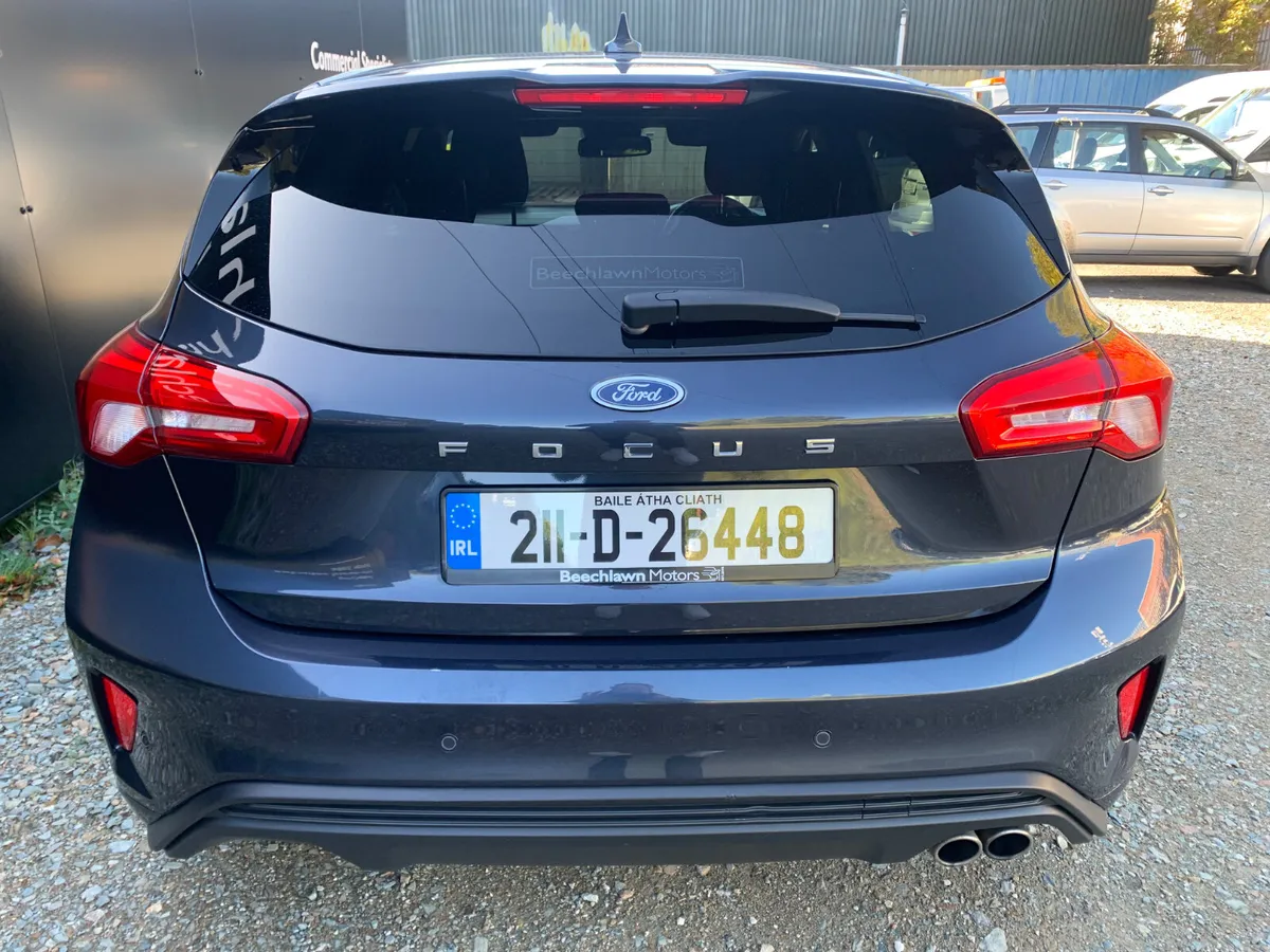 FORD FOCUS 1.5 TDCI 120 PS ST LINE AUTO 5DR - Image 4