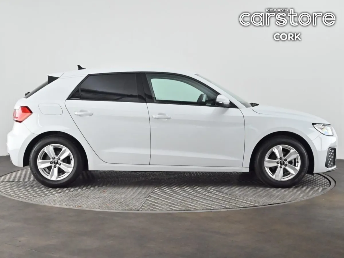 Audi A1 1.0 Tfsi Auto - Image 3