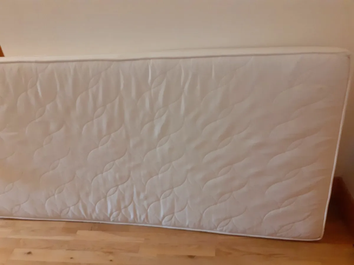 Firm Mattress for single bed - Image 3